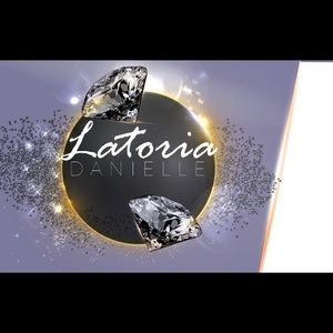 Meet your Posher, Latoria